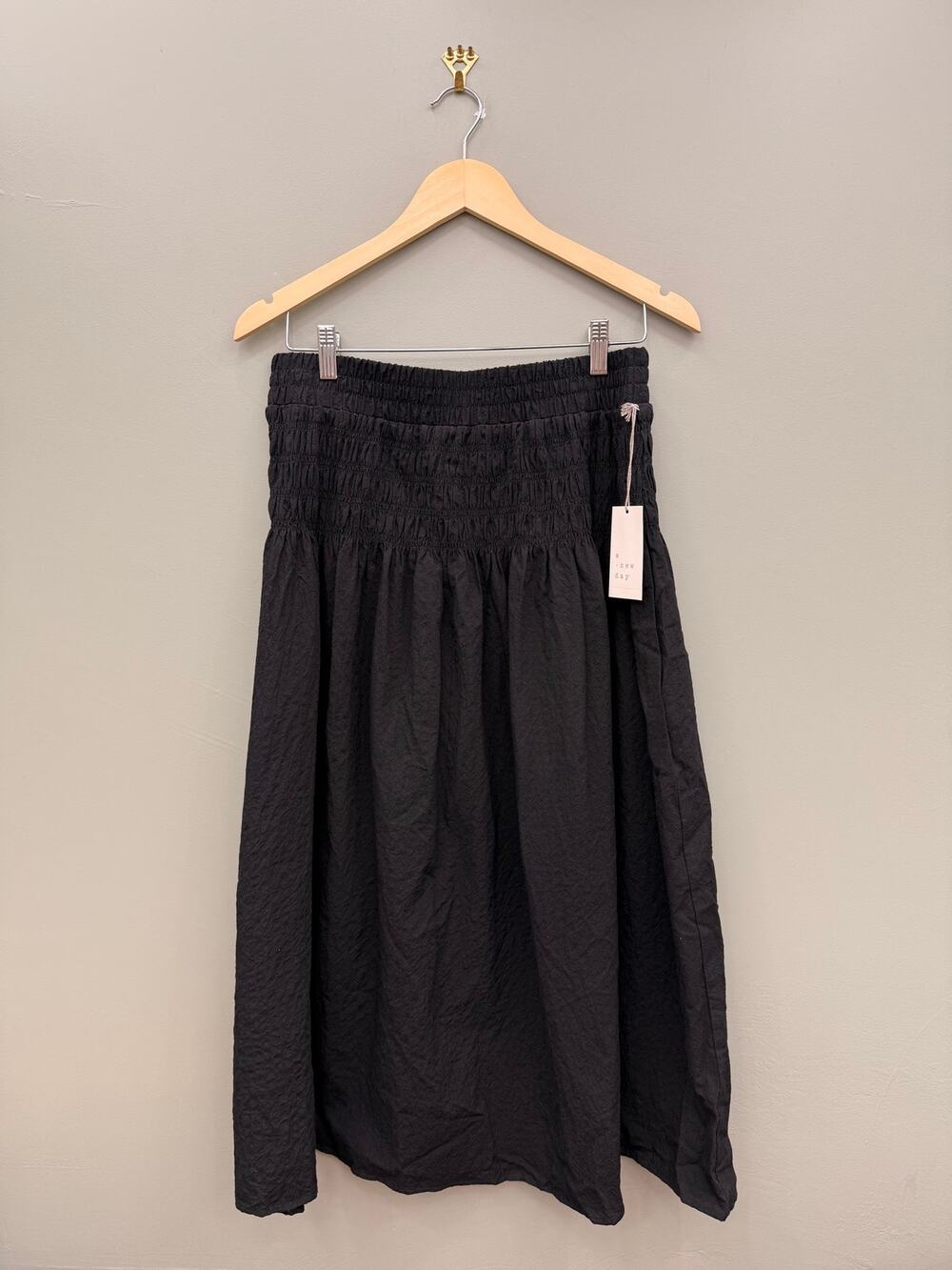 A New Day Black Smocked Midi Skirt M NWT High Waist Full A-Line Stretch